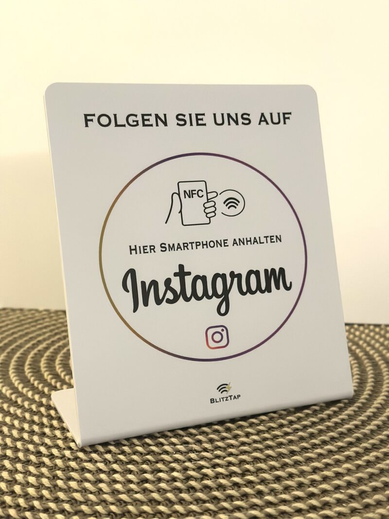 1 NFC INSTAGRAM AUFSTELLER